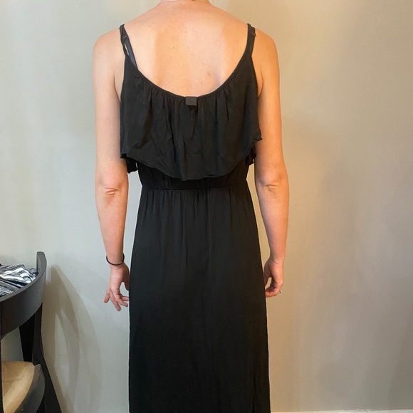 Black Dress - Picture 2 of 2